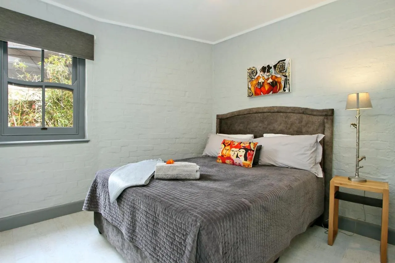 48 The Village In Hout Bay Le Cap